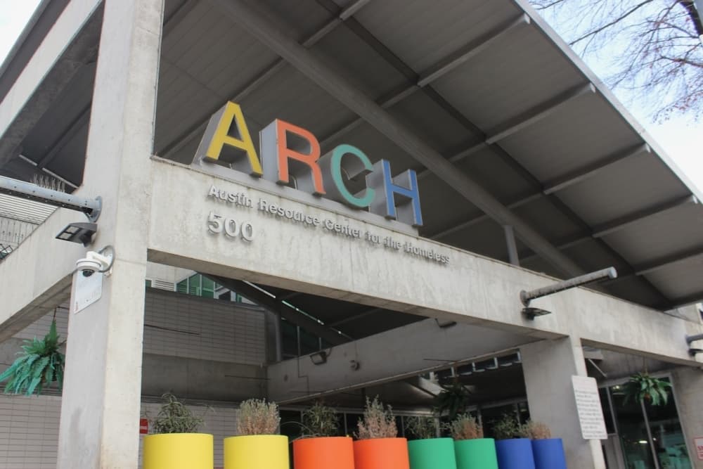 2 Austin homeless shelters to change operator after alleged 'misrepresented' records found