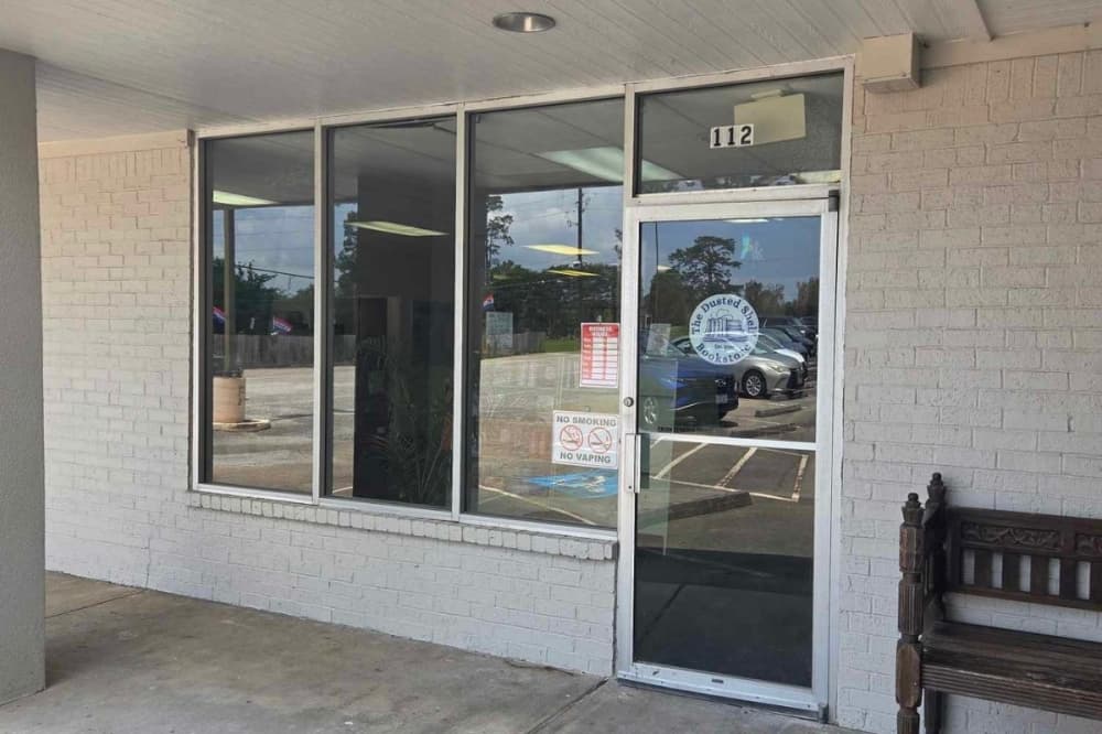 The Dusted Shelf Bookstore coming soon to Montgomery