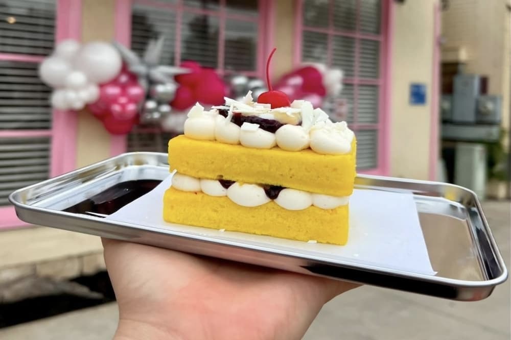 The Cake Bar & Coffee Co. opens in downtown New Braunfels