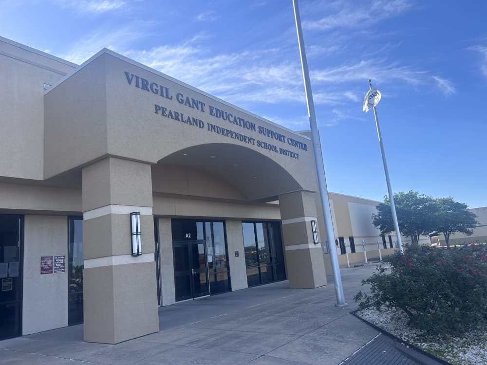 Stuckey, Johnson declare victory for Pearland ISD’s board of trustees races, unofficial results show