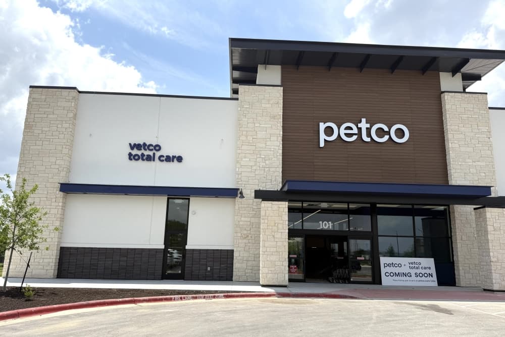Petco announces May opening in Georgetown