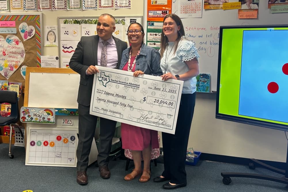 Round Rock ISD awards over $800K to 89 teachers in incentive program