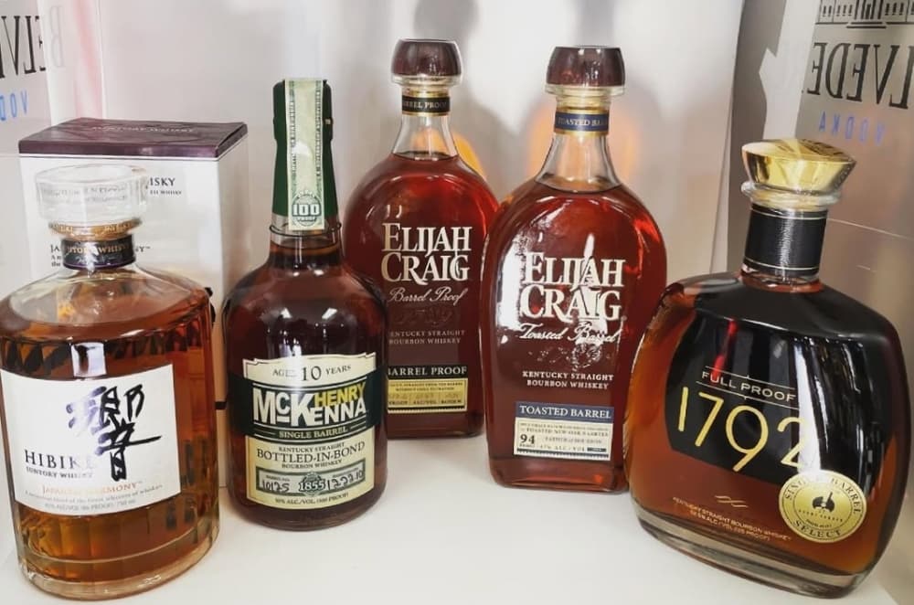 Tompson Liquor Mart relocates to West 15th Street