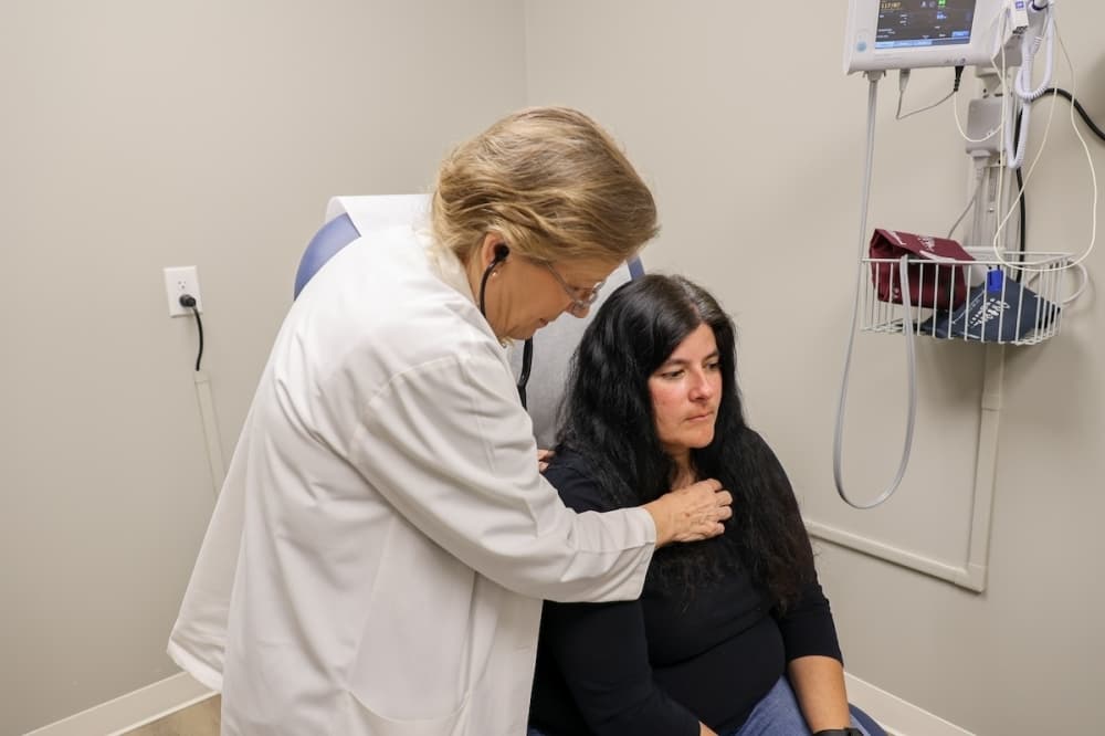 Volunteers in Medicine clinic offers medical, dental care for the uninsured
