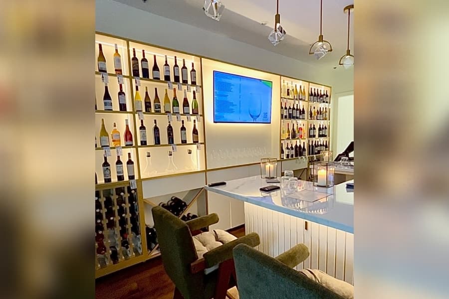 SAF Wine Bar & Nosh now open in Lakeway area