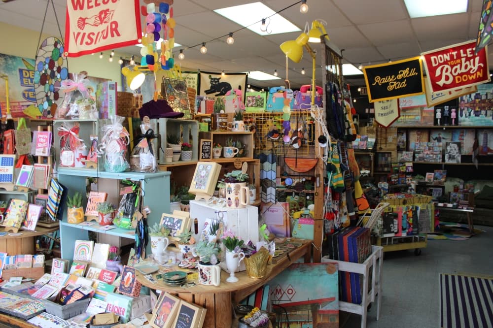 Richardson-based Lone Chimney Mercantile to open location in Dallas-Fort Worth International Airport