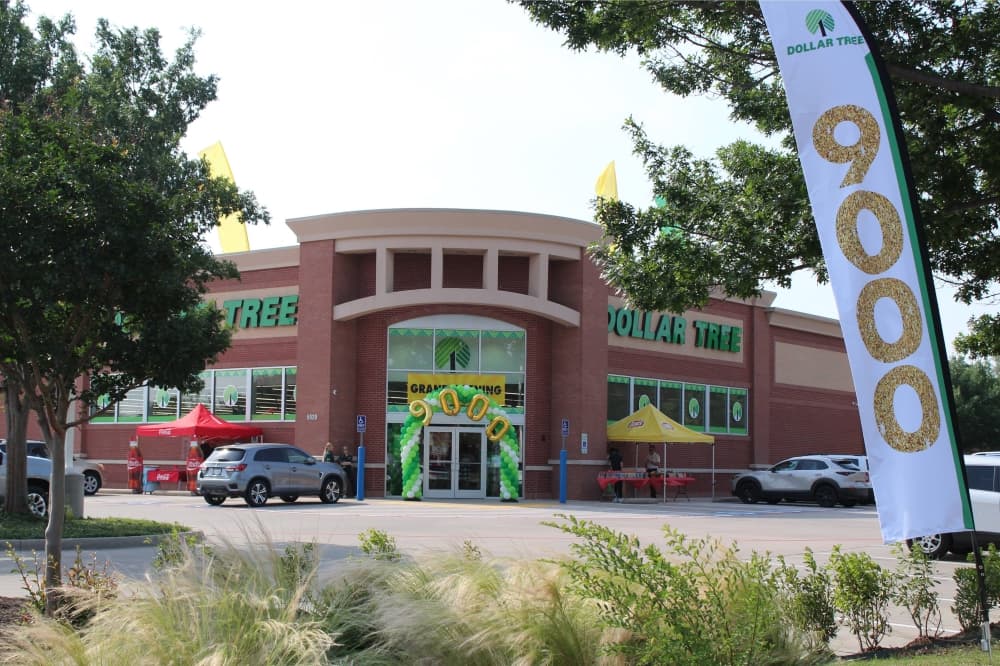 Dollar Tree holds 9,000th ribbon cutting in Plano