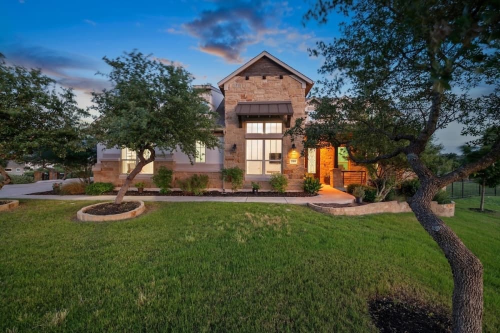 Southwest Austin, Dripping Springs homes spent less days on market in April year over year