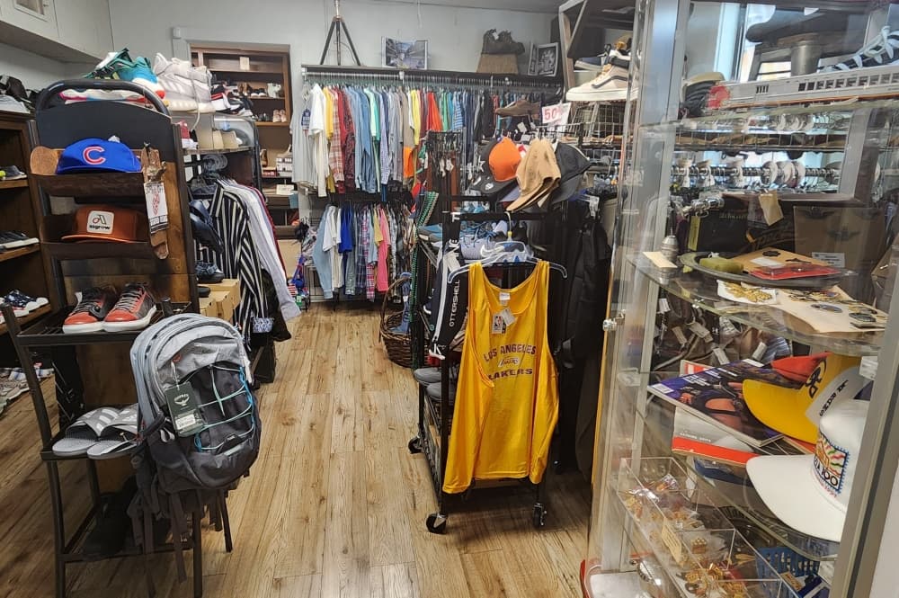 Boerne Post Haus, Chicago Title, Daly Finds relocate from Boerne locations