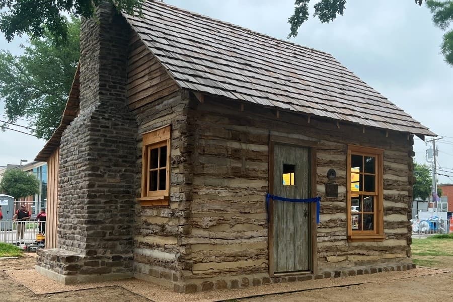 City of Grapevine holds dedication for historic Bushong Cabin
