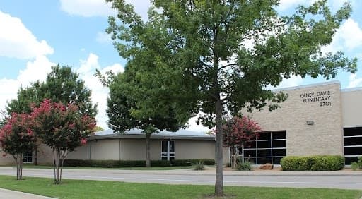 City of Plano approves purchase of now closed Davis, Forman Elementary Schools