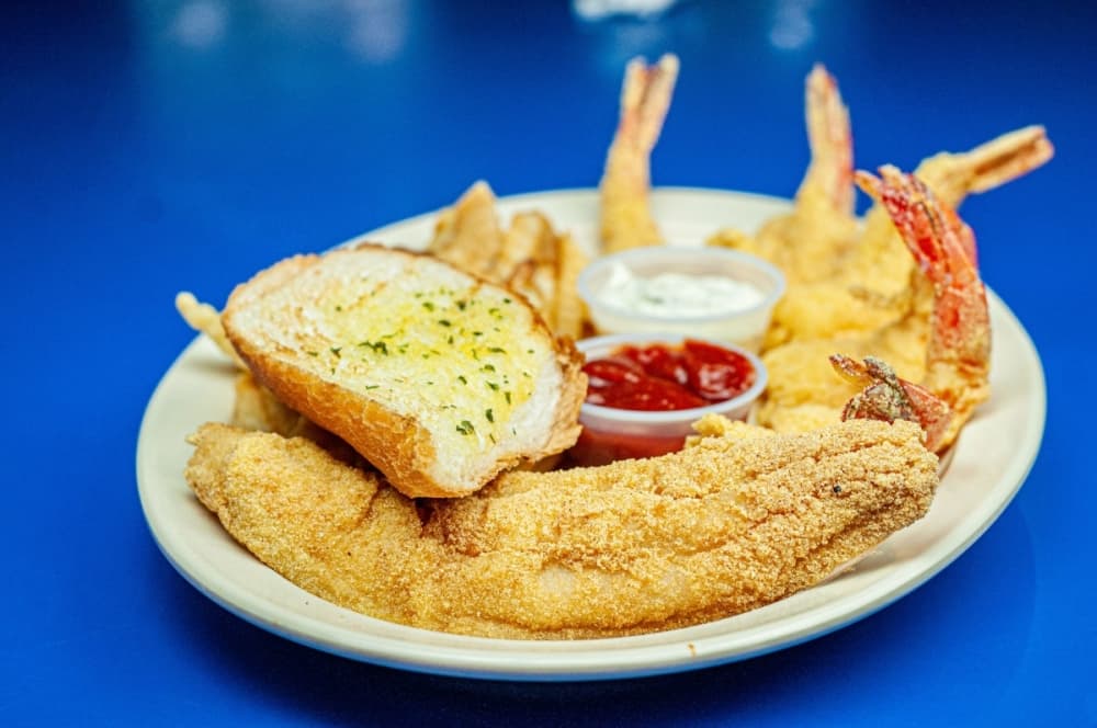 Pacific Star Restaurant & Oyster Bar closes Round Rock location