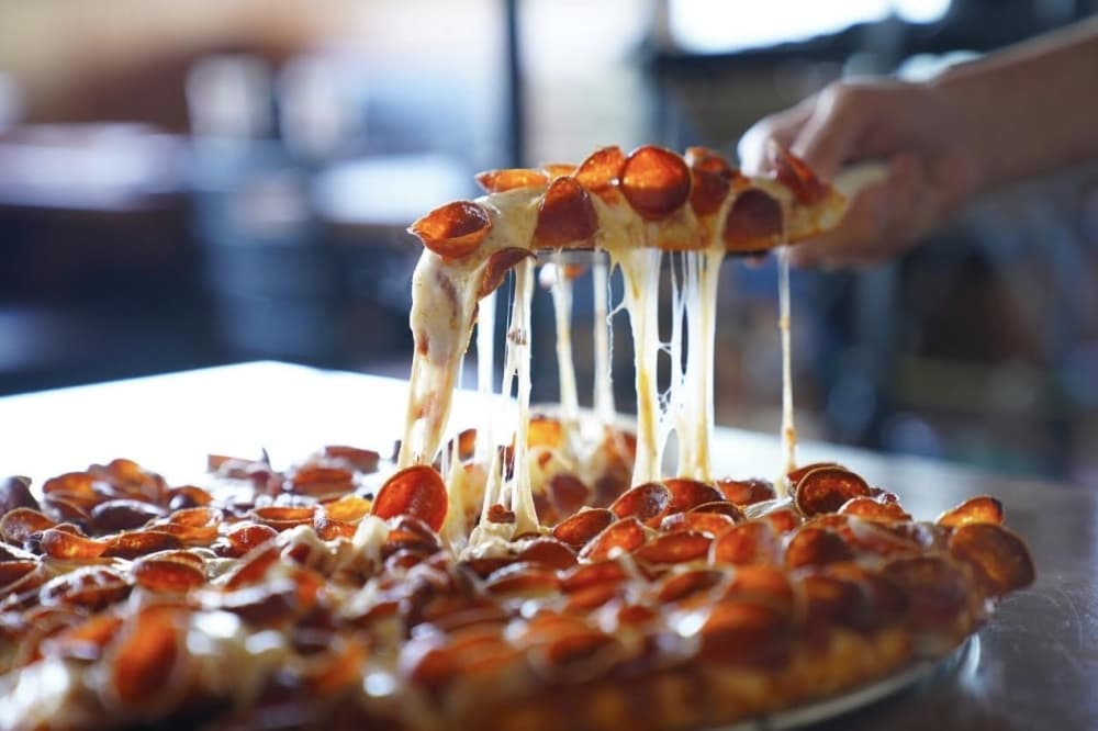Mountain Mike’s Pizza celebrates grand opening in Fulshear