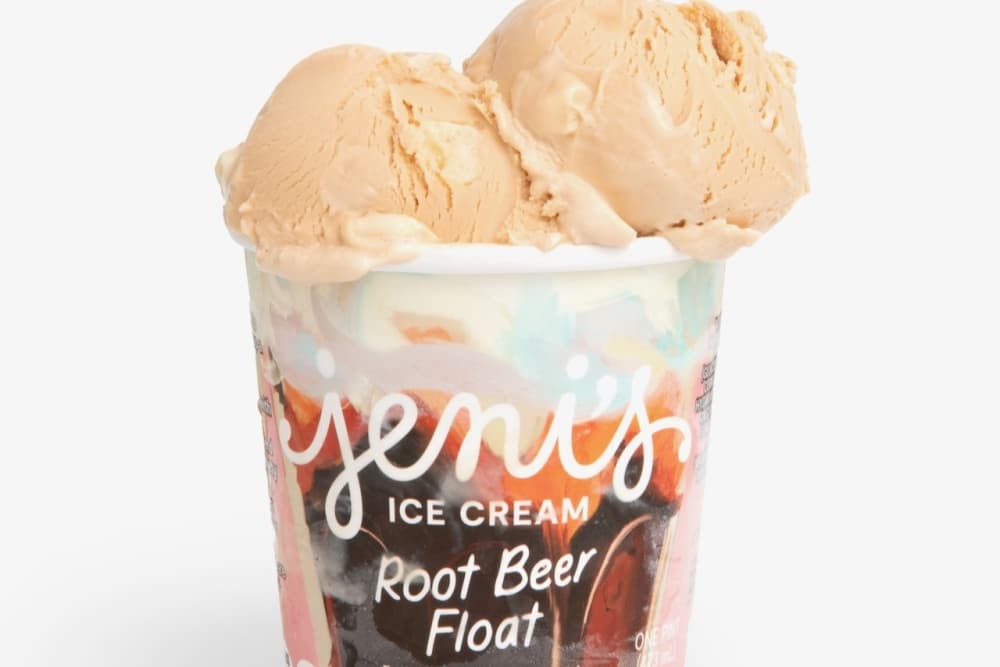 A photo of root beer float ice cream