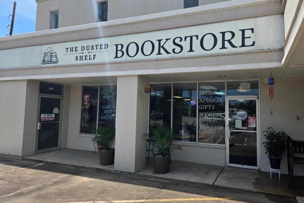 The bookstore offers a variety of genres, including fantasy, sci-fi, romance, mystery, thriller, general fiction and classic literature. (Courtesy of The Dusted Shelf Bookstore)