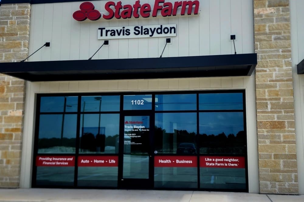 Travis Slaydon opens State Farm location in Boerne