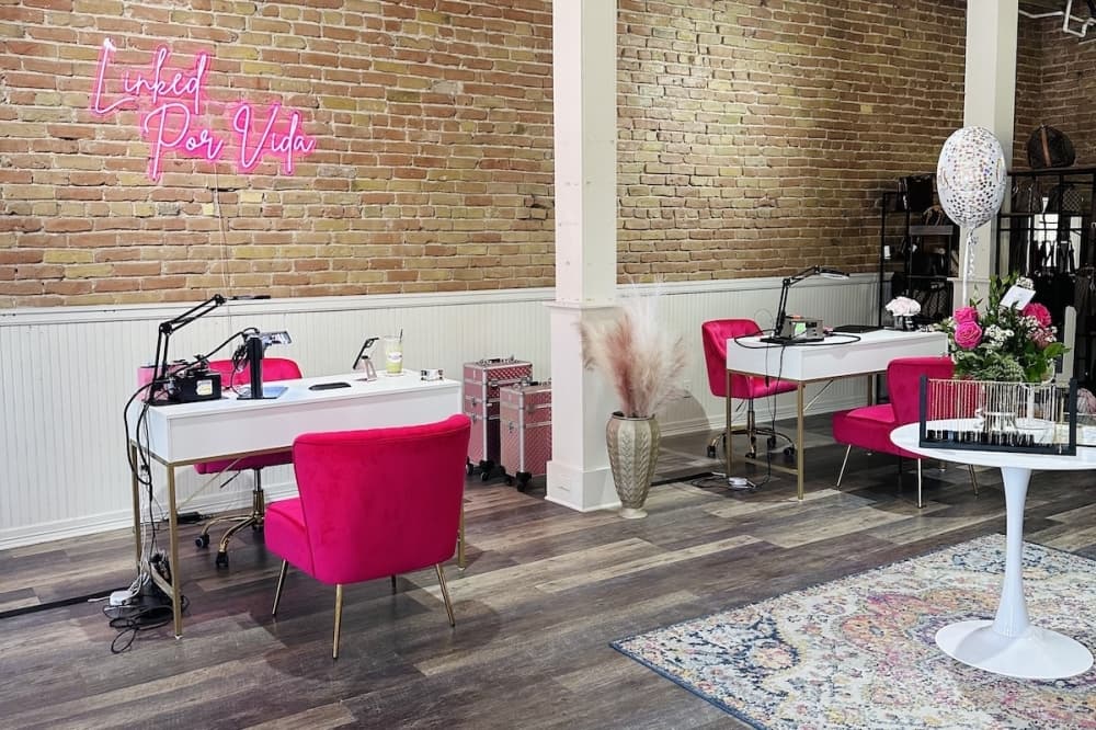 Linked Por Vida expands studio in downtown New Braunfels