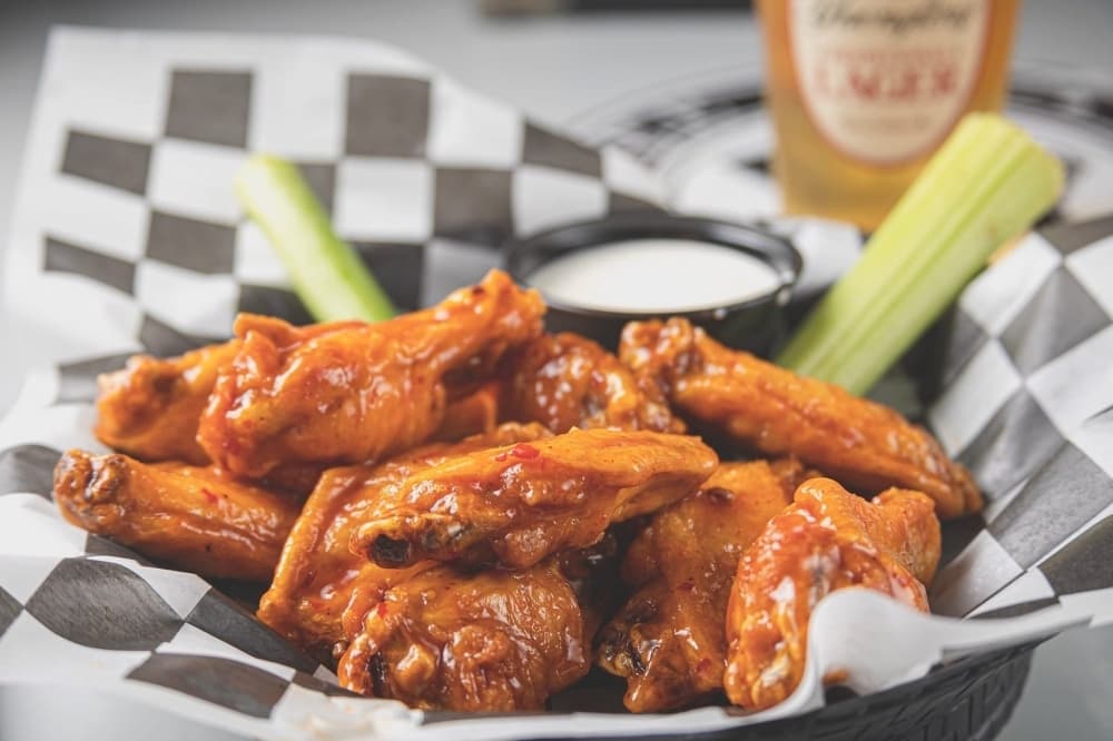 Three B's Grill officials celebrate 15-year anniversary in Kingwood