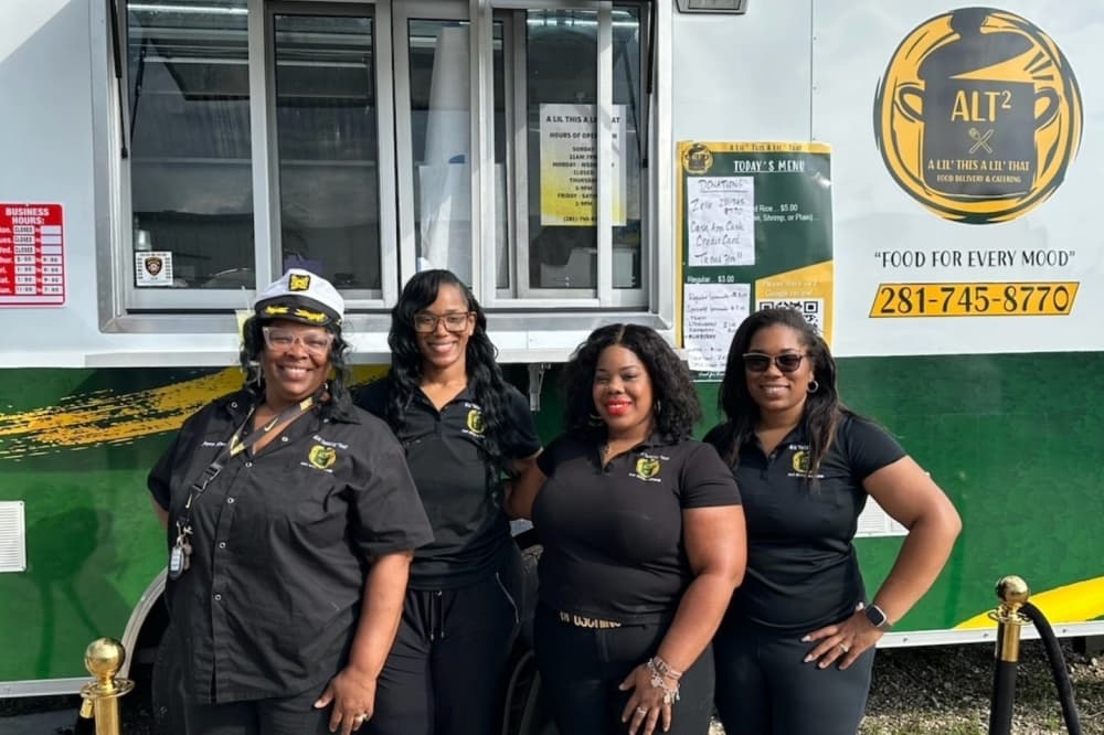 A Lil’ This A Lil’ That food truck opens 5 years after business began in Humble