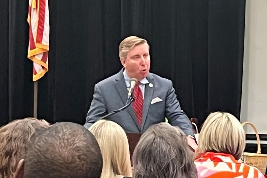 State Sen. Parker, State Rep. Capriglione co-sponsor bills to create state agencies