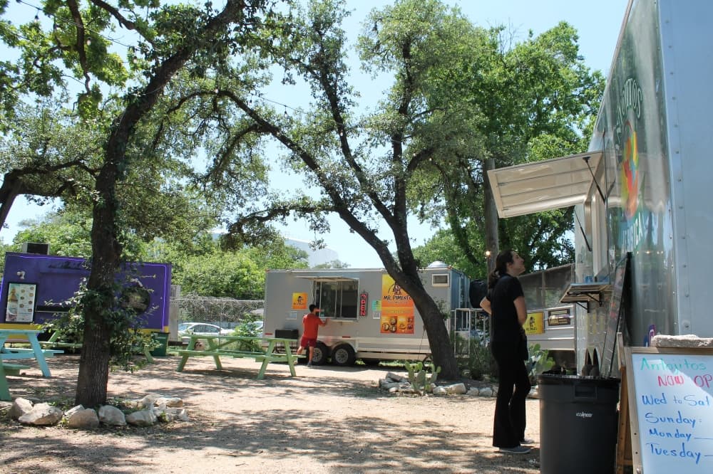Travis County leaders consider implications of Texas bill stripping local food truck regulation