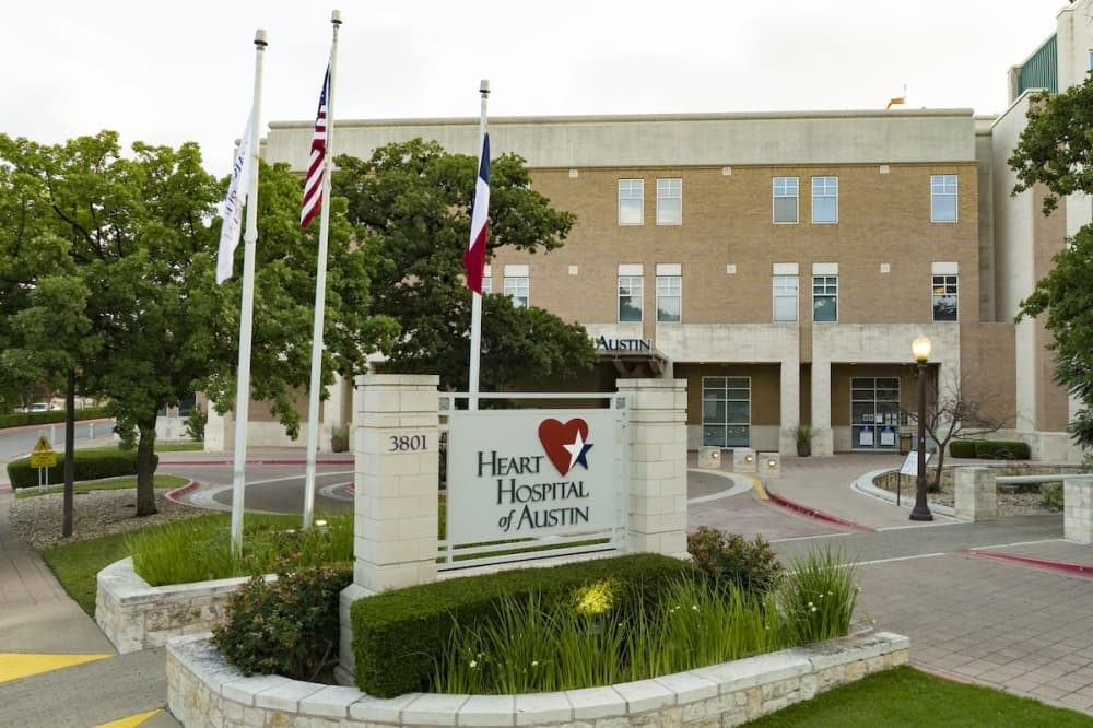 Heart Hospital of Austin on "cutting edge" of less-invasive heart procedures