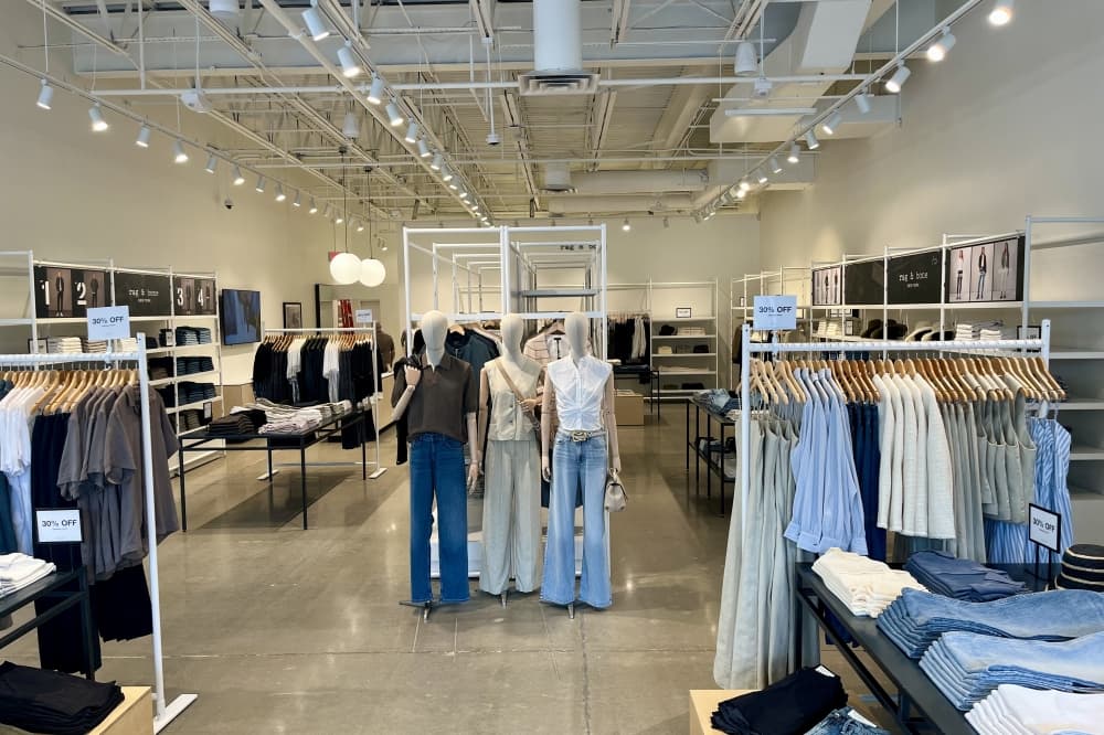 3 new stores now open at Houston Premium Outlets