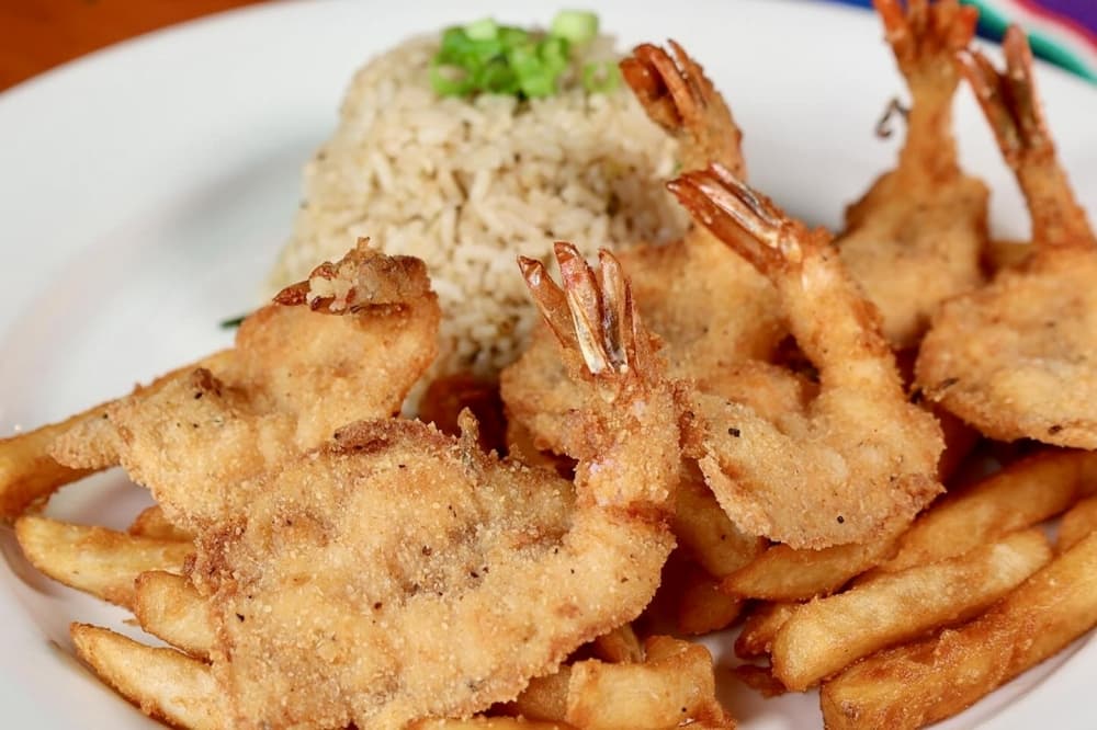 Ostioneria Michoacan rebrands as Carta Marina Seafood & Oyster Bar on Jones Road