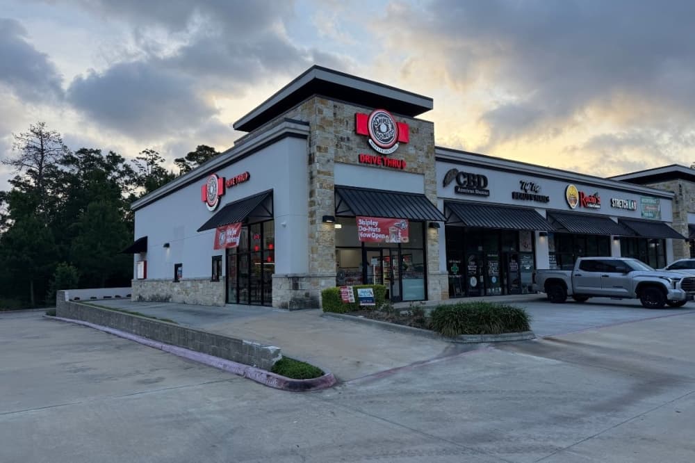 Shipley Do-Nuts opens its seventh location in Conroe