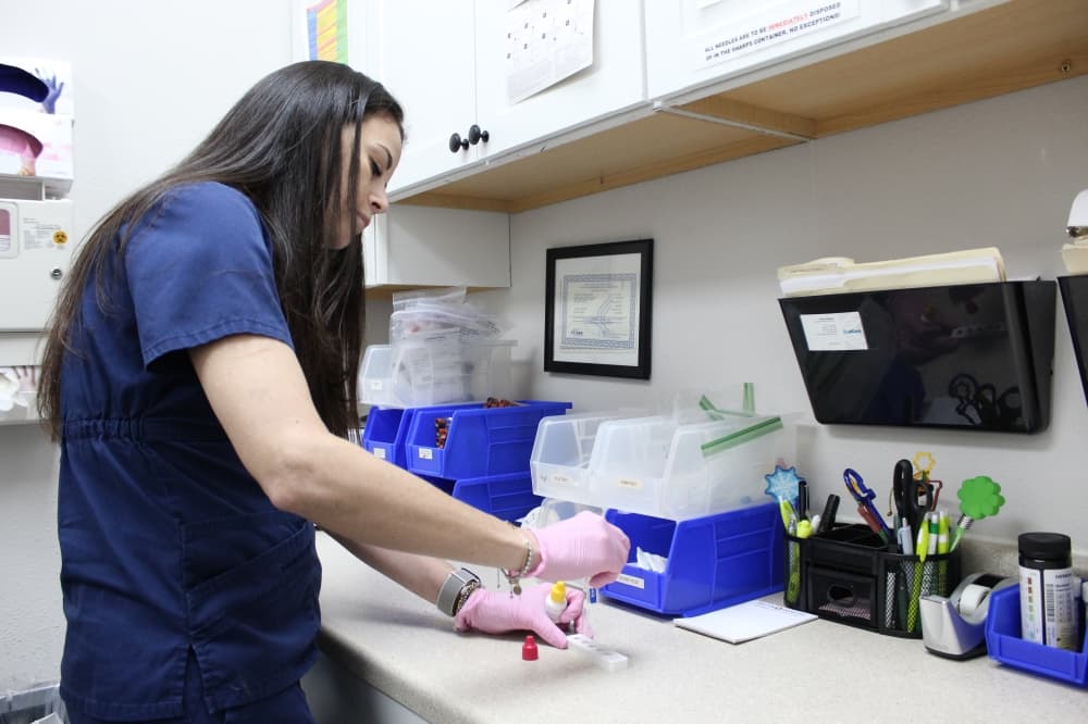 Express Family Clinic serves patients without appointments, insurance in Porter