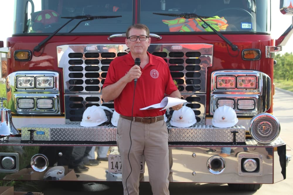Tommy Kuykendall, board president for Fort Bend Emergency Service District No. 4, welcomed guests to the June 18 groundbreaking. (Aubrey Vogel/Community Impact)