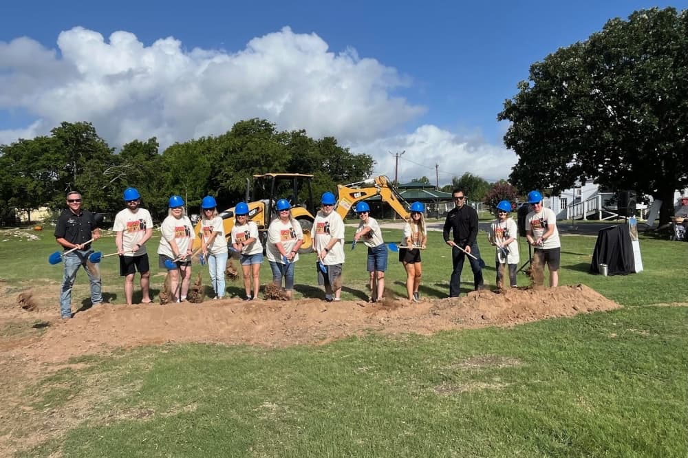 Central Texas SPCA breaks ground on new facility