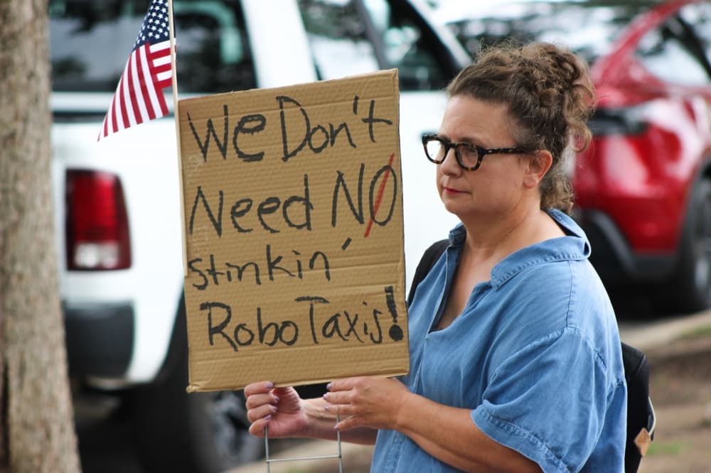 Local concerns mount as Musk launches new Tesla robotaxis in Austin