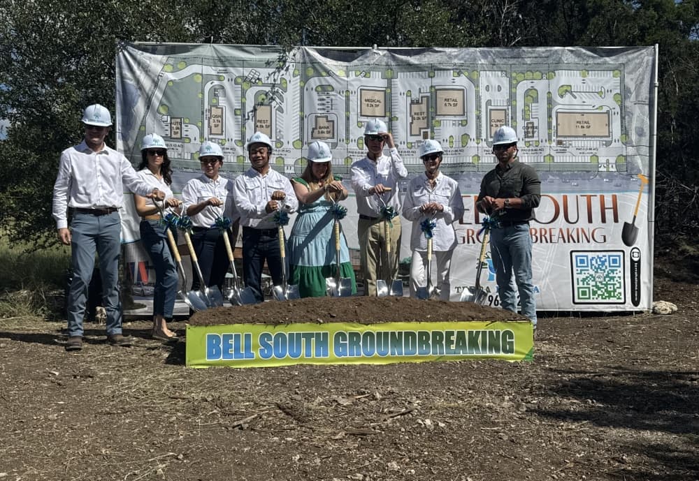 Developers break ground on latest shopping center on S. Bell Blvd.