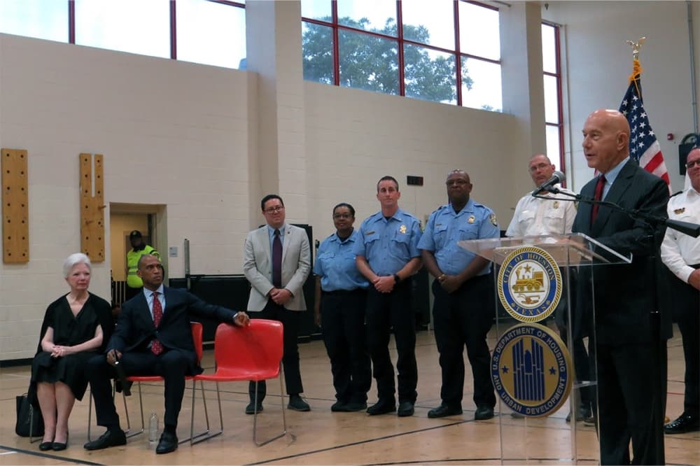 Houston launches new initiative to equip city facilities with generators