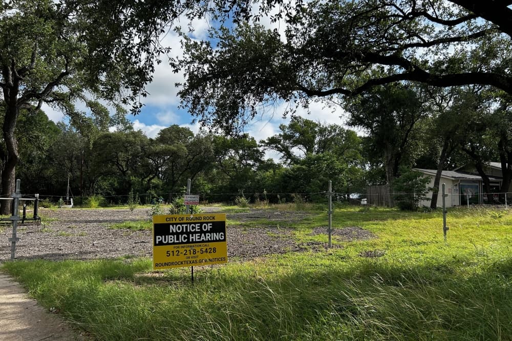 Half acre near E. Palm Valley Boulevard rezoned for redevelopment