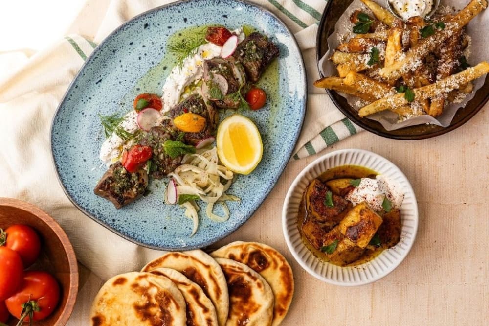 Once closed Greek restaurant to reopen at new location