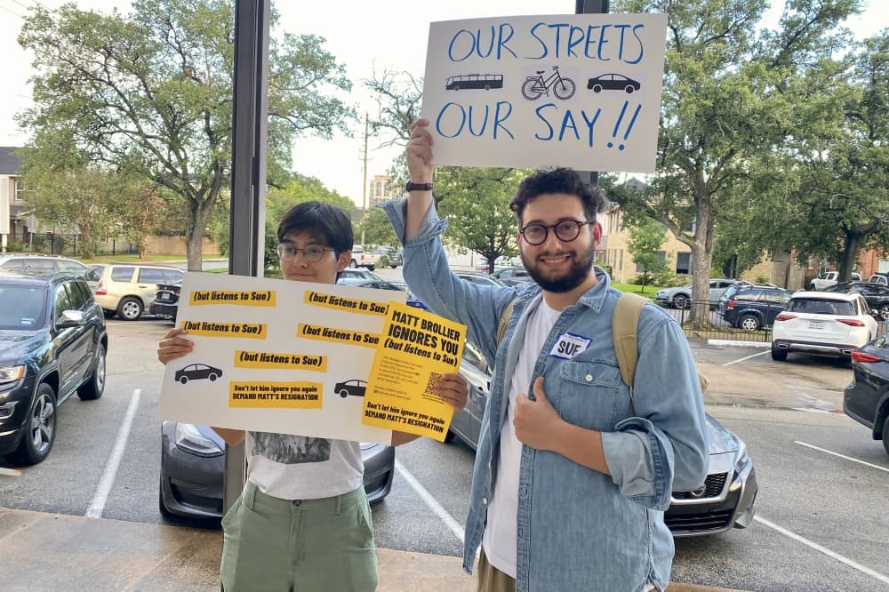 Montrose residents protest against TIRZ decision to leave out bike lanes on another road project