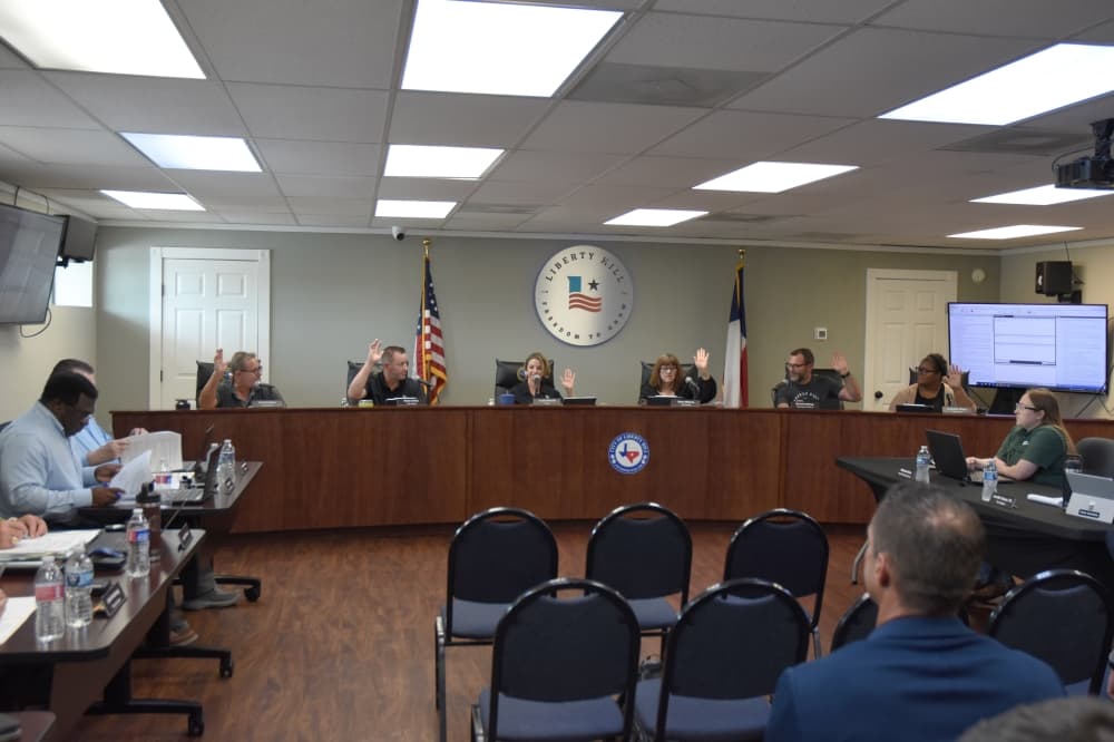 Liberty Hill applies for federal funds to expand sidewalks on Main Street