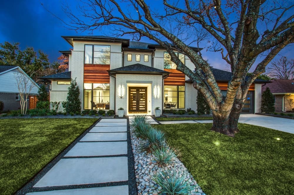 Heritage Exteriors offers contemporary landscape designs in Frisco