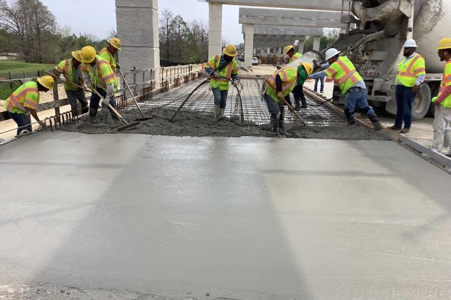 SH 71 traffic shifts as Oak Hill Parkway work advances in Southwest Austin