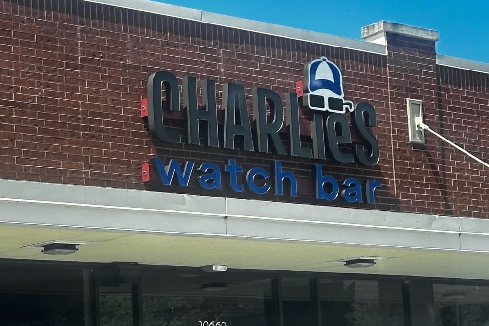 Charlie’s Watch Bar to offer cocktails, wine, beer in Humble