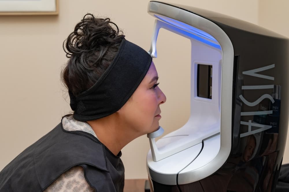 The business also offers complimentary Visia skin analysis, which share an in-depth evaluation of the patient's skin to create a custom treatment plan and skincare routine. (The Derm Project)