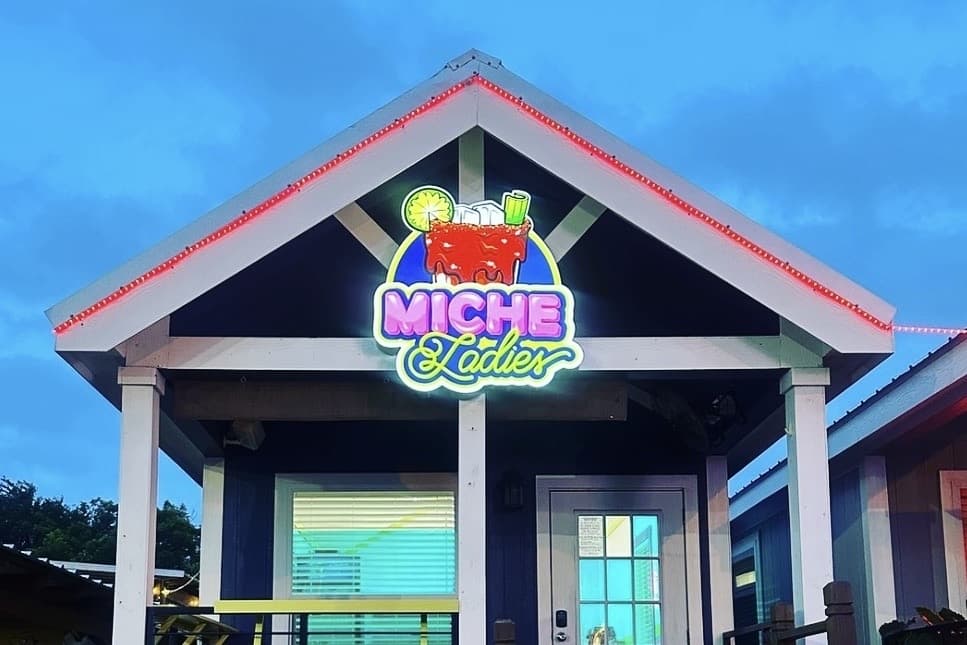 Miche Ladies opens in Kemah