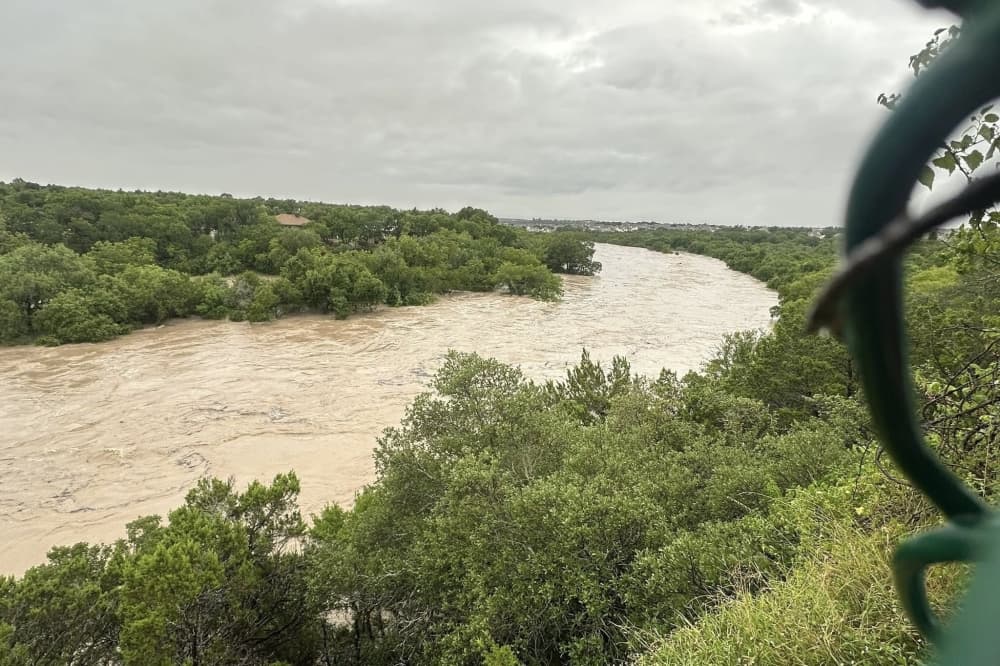 Evacuations underway as San Gabriel River floods in Georgetown, Liberty Hill