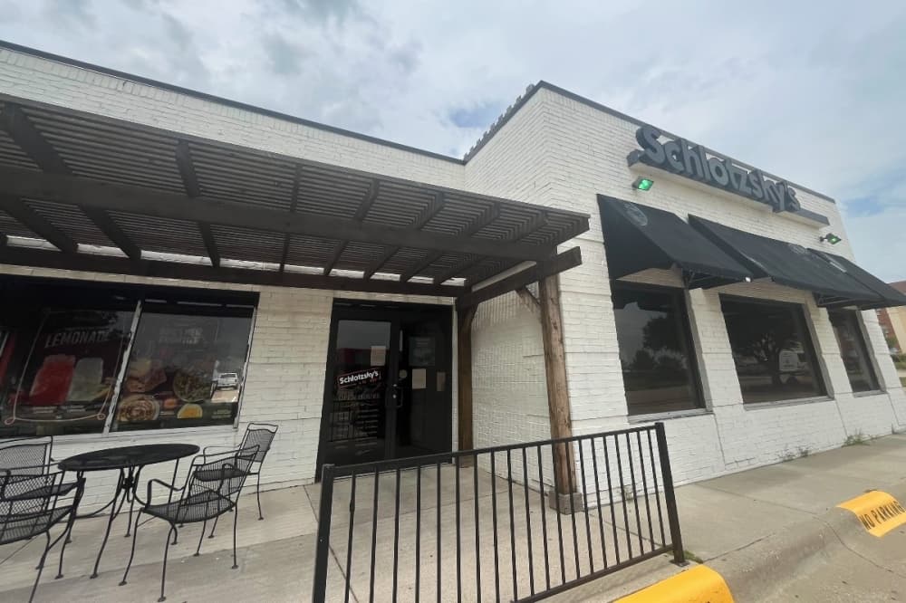 Schlotzky’s location in Grapevine closes