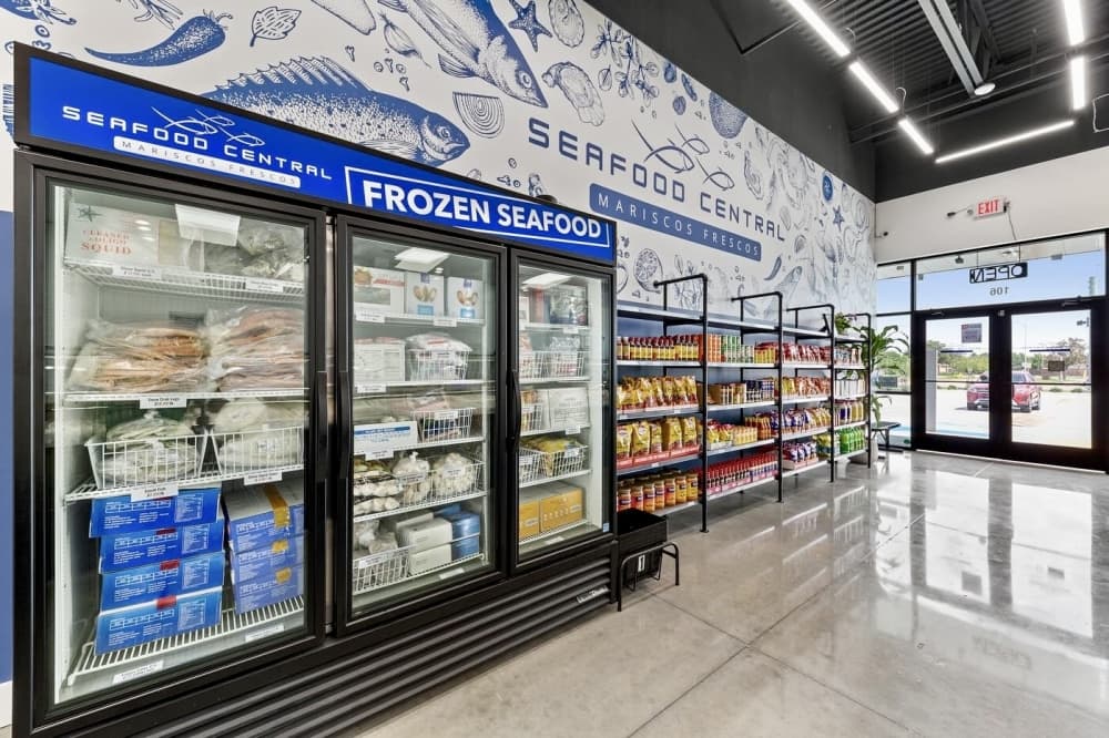 frozen seafood section 