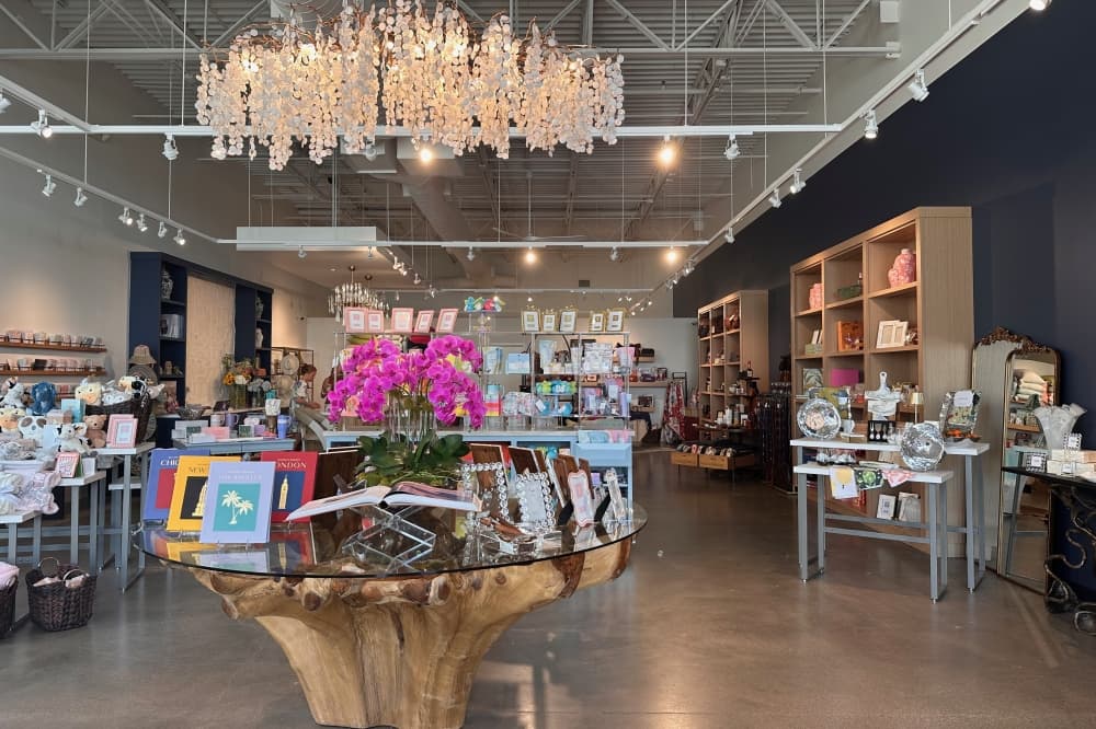 Aspen Gift House offers picture frames, tumblers, gifts in Highland Village