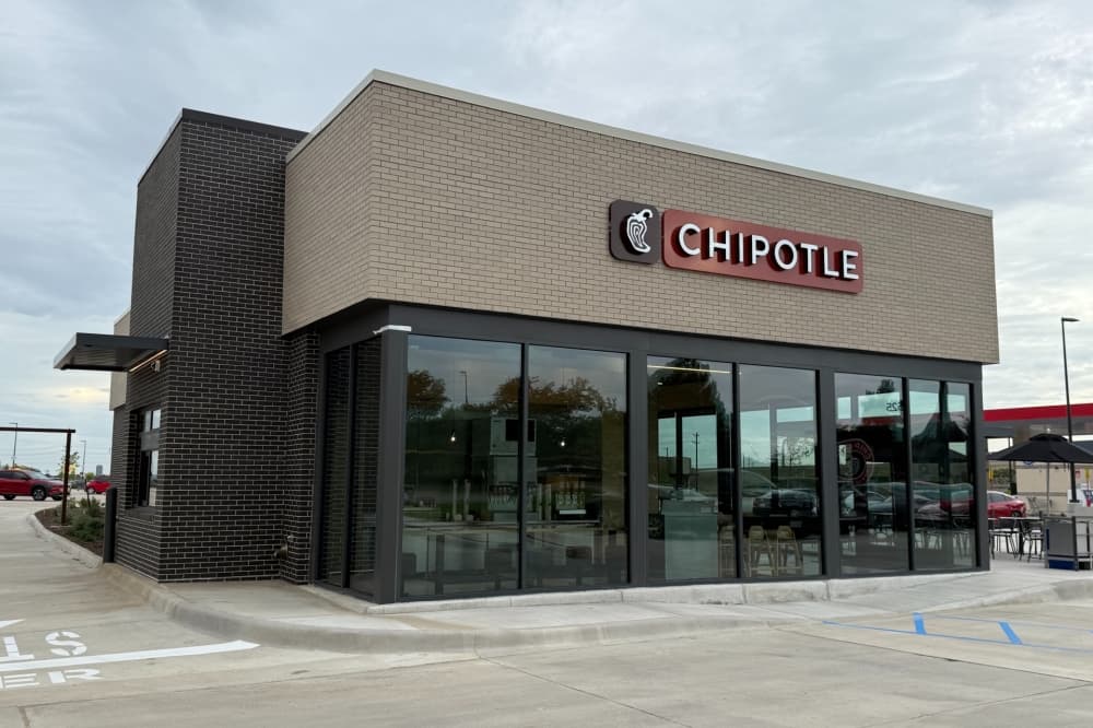 Chipotle opens new location in Plano