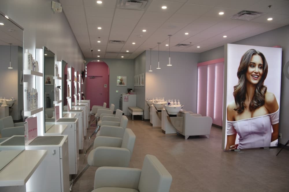 Blo Blow Dry Bar offers makeup services, blowouts in Argyle